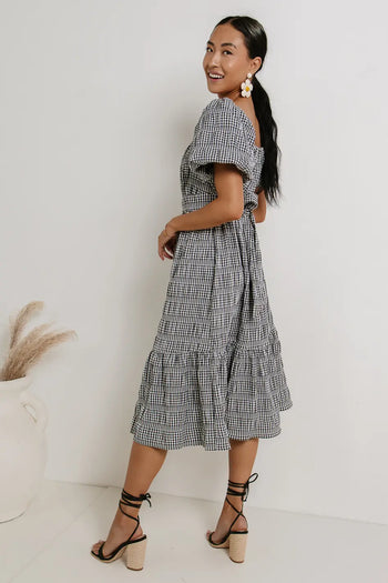 Puff sleeves dress in black 