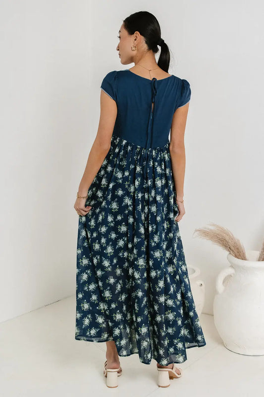 Floral maxi dress in teal 