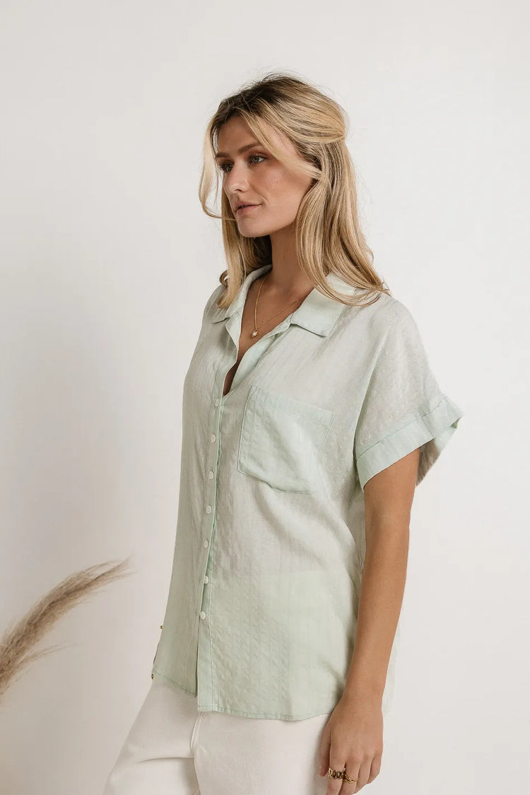 Woven top in mint 