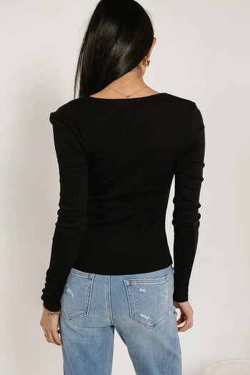 Knit top in black 