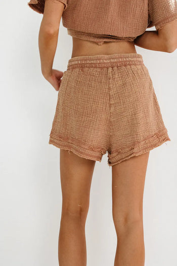 Plain color shorts in mocha 