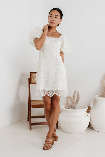 SHORT SLEEVE WHITE DRESS