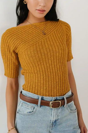 Toni Sweater Top in Yellow