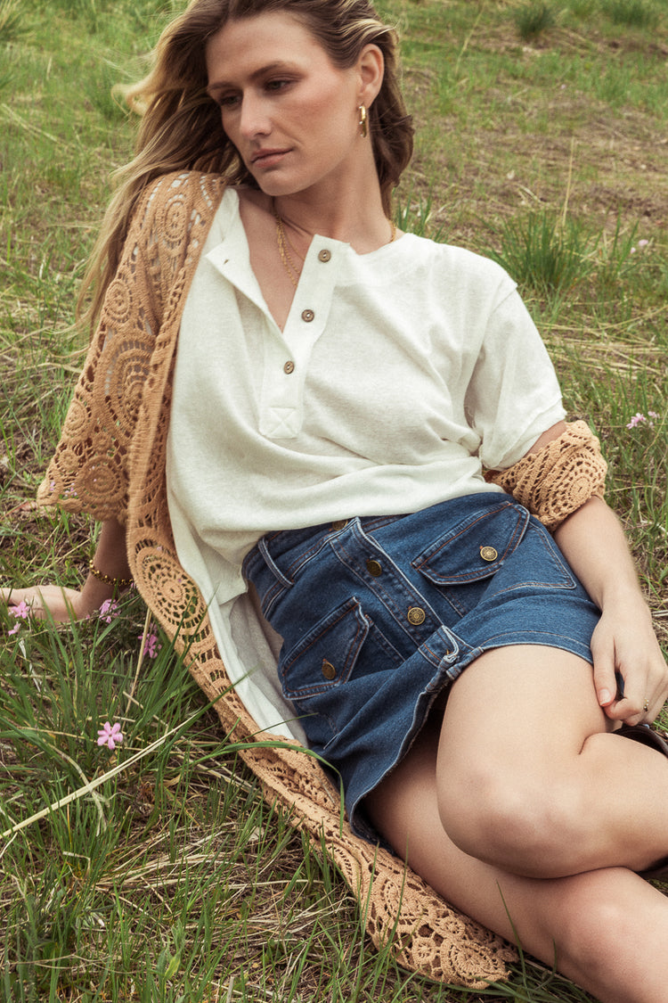 oversized button tee in off white