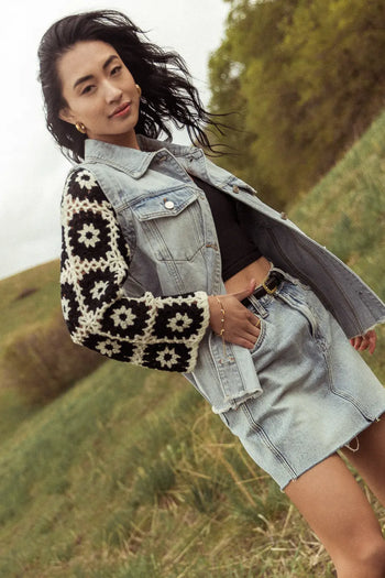 Denim jacket in light wash 