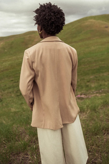 Plain color blazer in taupe 