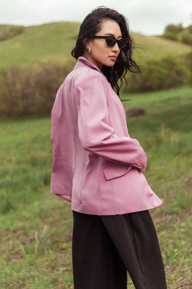 Plain color blazer in pink 