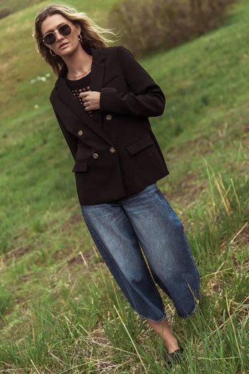 Front buttons blazer in black 