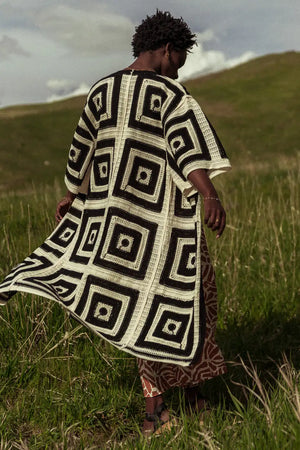 Regio Geometric Kimono in Black - FINAL SALE