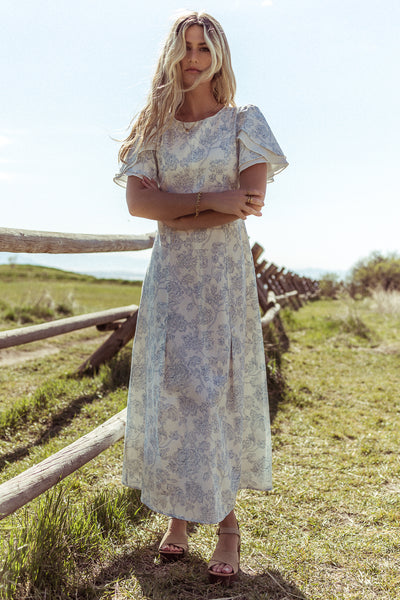 Bethie Petal Sleeve Maxi Dress Bethie Petal Sleeve Maxi Dress