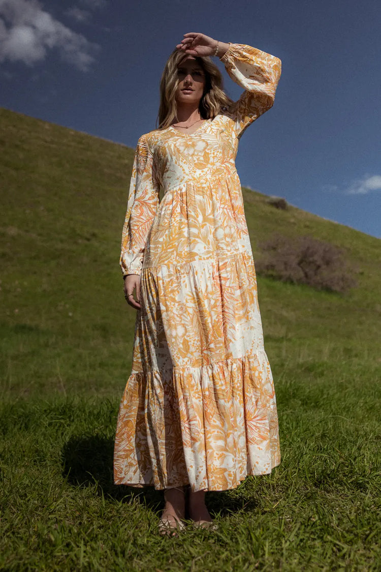 Long sleeves dress in mustard 