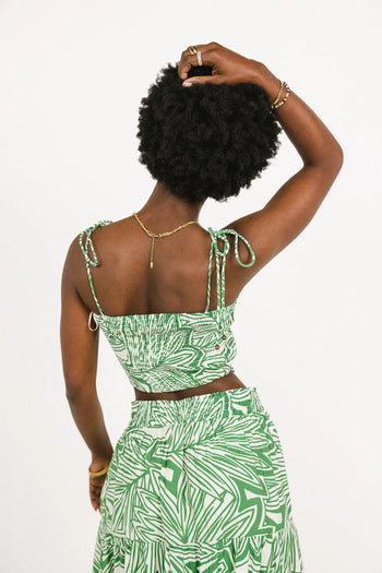 Elastic back crop top 