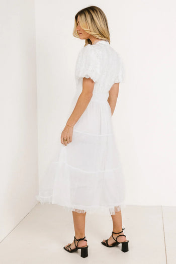 Short sleeves dress in white 