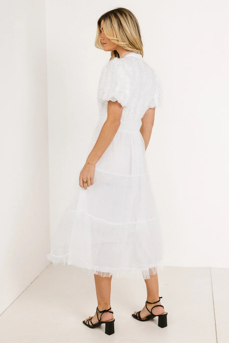 Short sleeves dress in white 