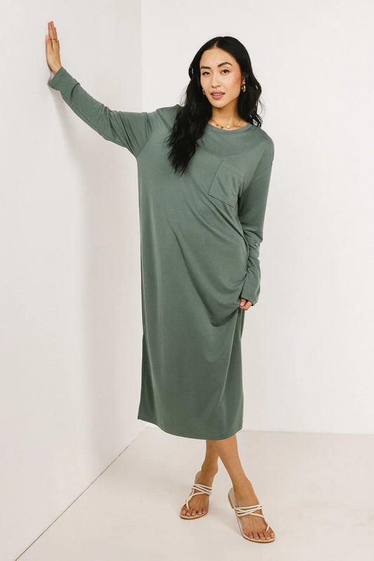 Long sleeves dress in sage 