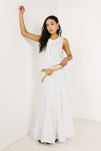 Zero sleeves top in white 