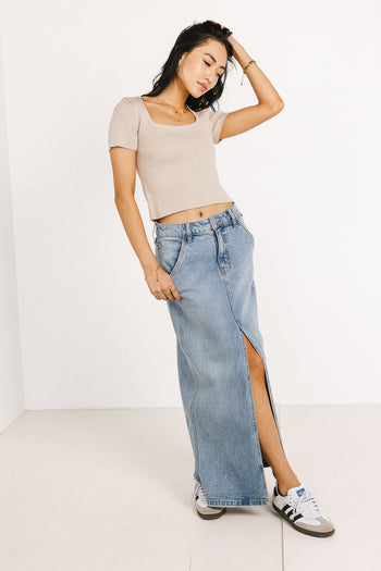 Medium wash denim skirt 