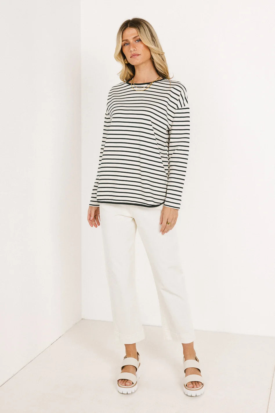 Striped top in white and green 