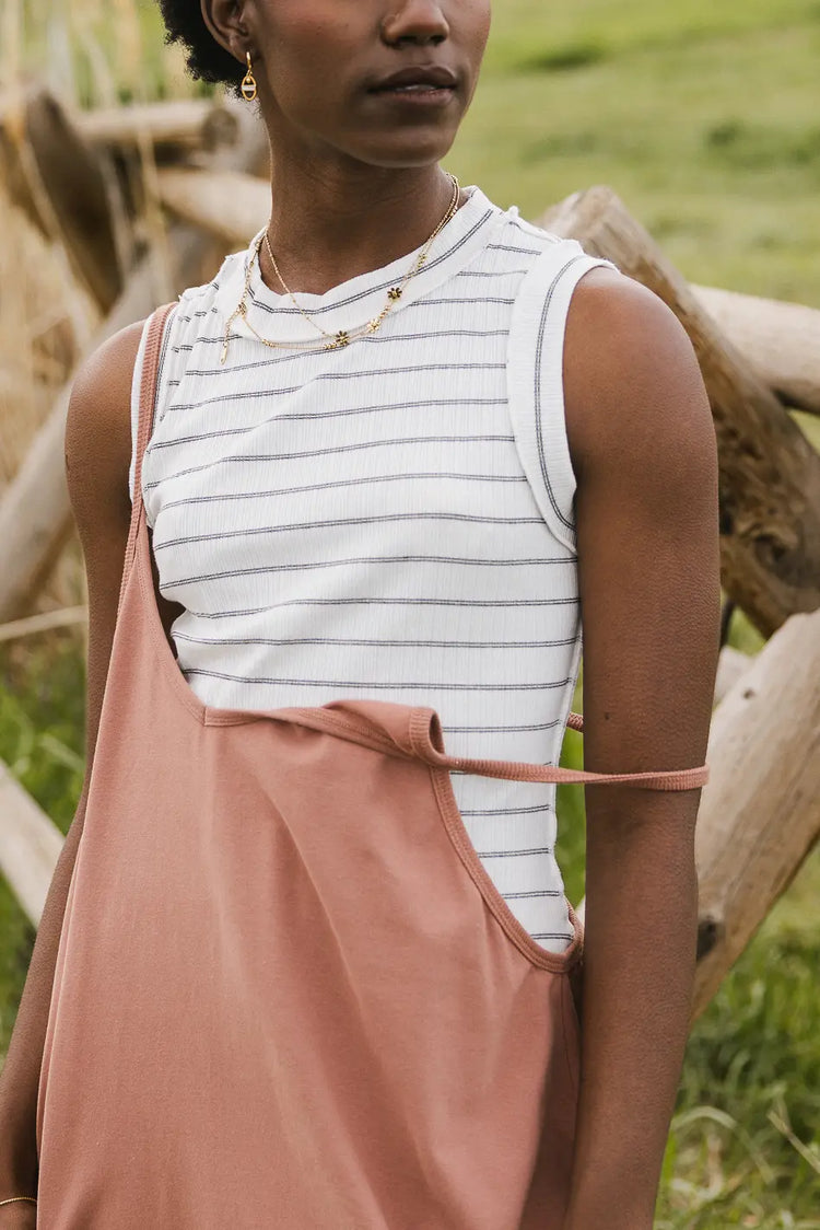 Zero sleeves top in white 