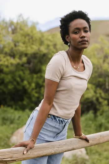 Short sleeves tee in taupe 