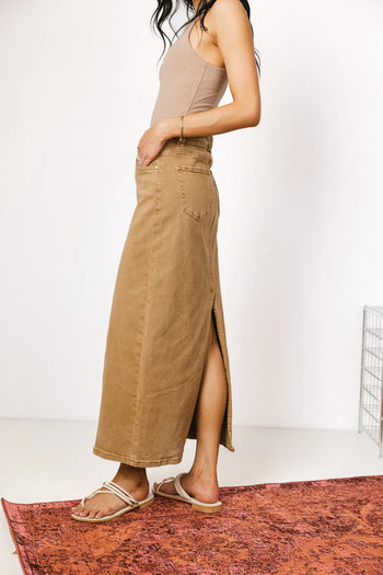 High rise midi skirt in mocha 