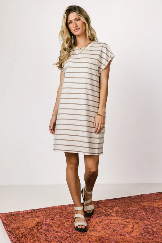 Short sleeves striped top in cream 