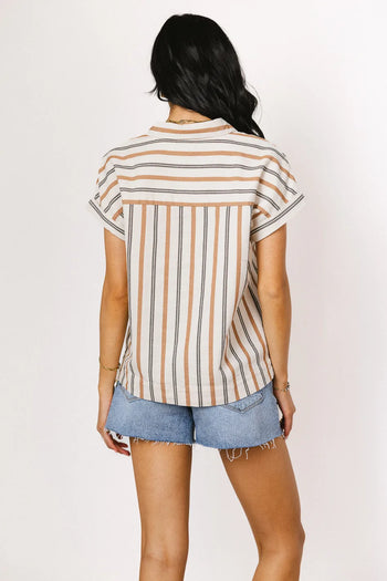 Woven top in multi color 