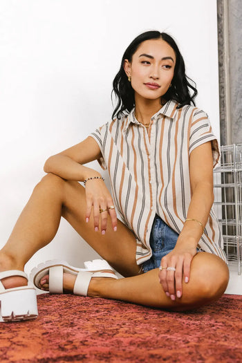 Striped top in multi color 