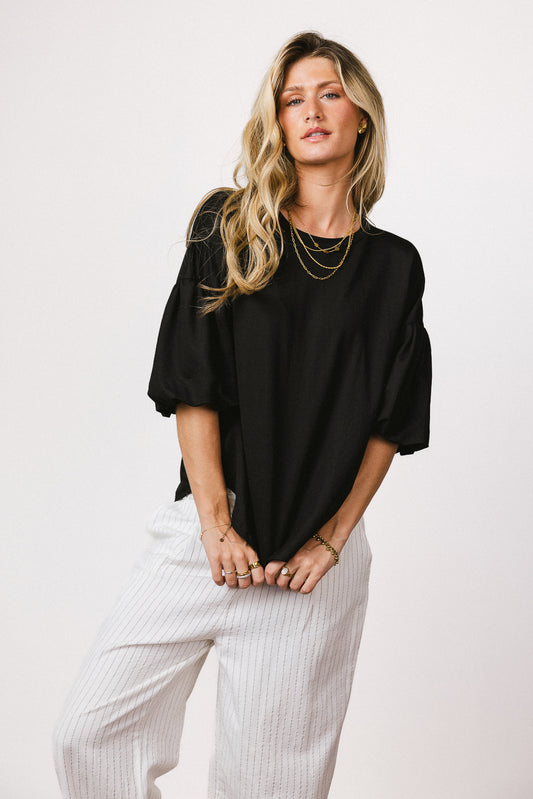 black loose fit puff sleeve top in black