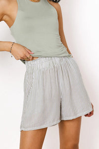 Elastic waist shorts in sage 