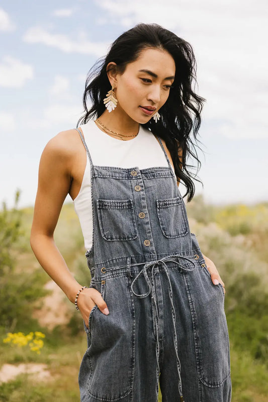 Adjustable waist straps overalls in denim 