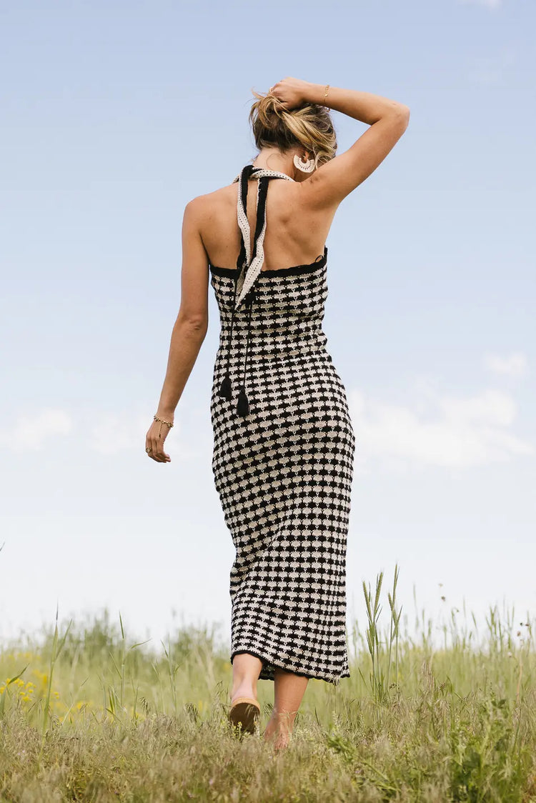 Sleeveless crochet dress 