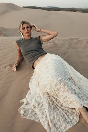 Round neck top in blue 