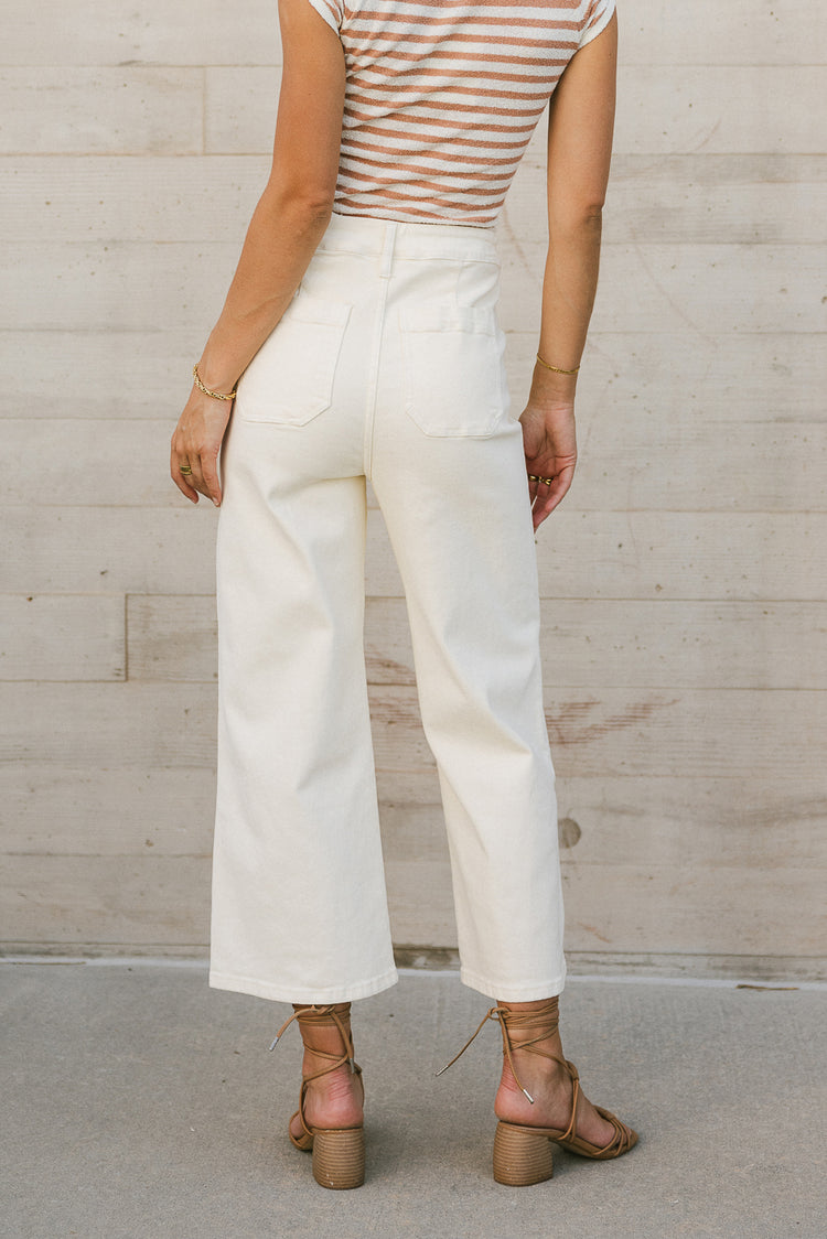 CREAM WHITE LEG JEANS