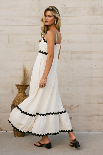 Dress in natural with black details 