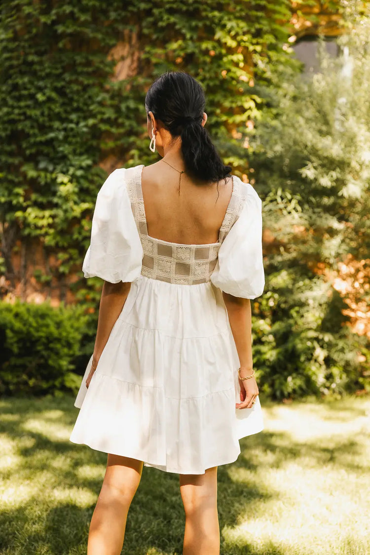 Woven dress in white 