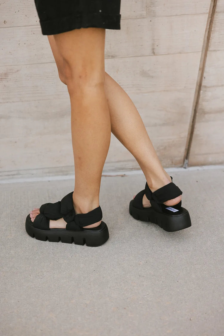 Sandals in black 