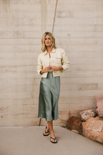 Silk skirt in sage 