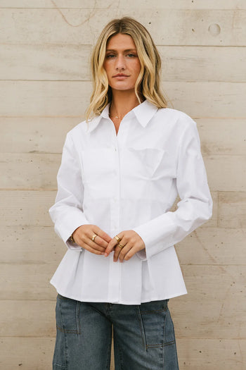 Long sleeves blouse in white 