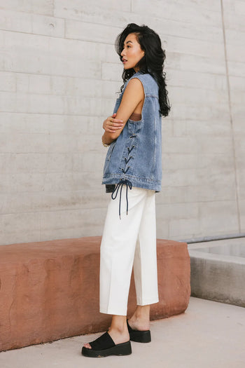 Wide leg pants in cream 