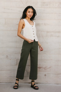 Wide leg pants in olive 