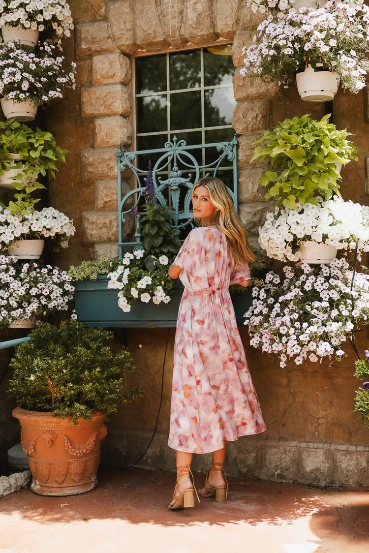 Short sleeves dress in multi color 