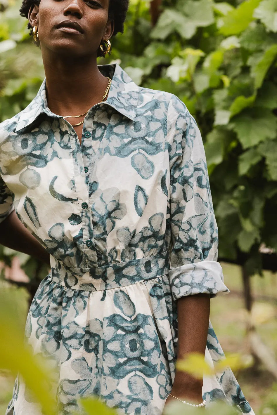 Button up collared dress in blue 
