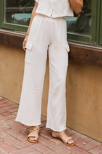 Elastic waist pants in cream 
