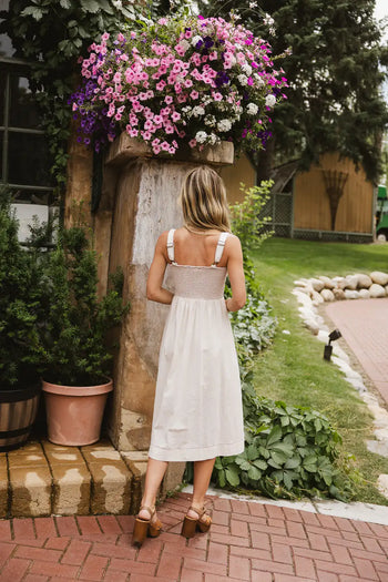 Elastic back dress in cream 