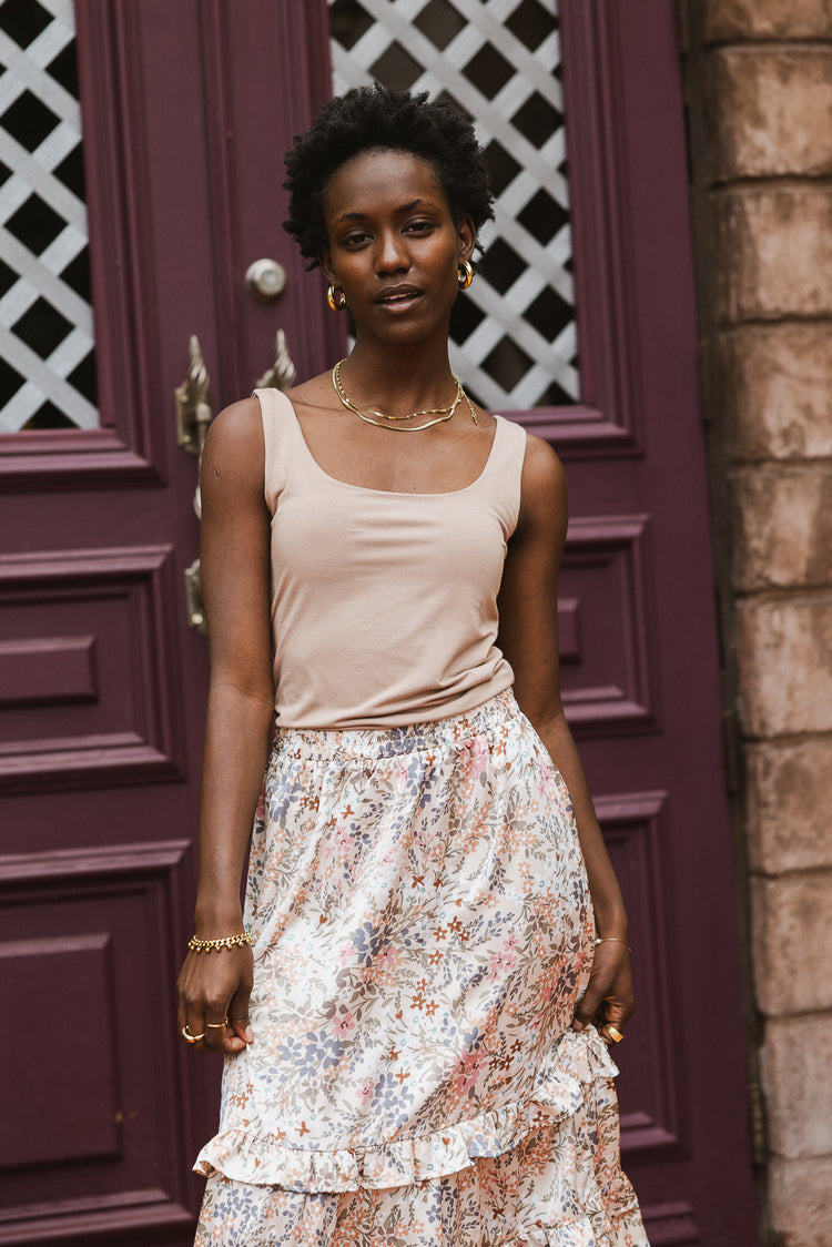 scoop neck tank in taupe