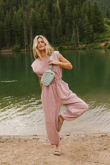 Elastic waist jumpsuit in pink 