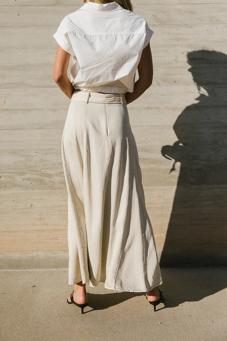 Plain color maxi skirt in natural 