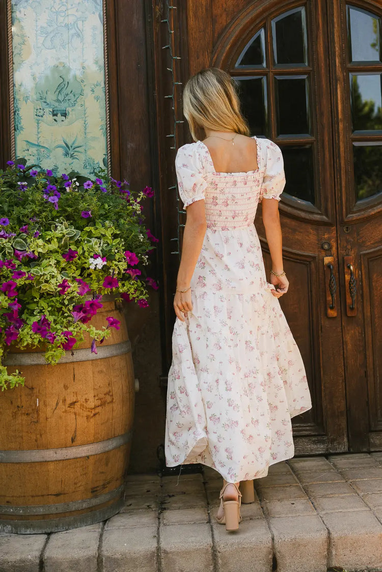 Tiered skirt dress in pink 