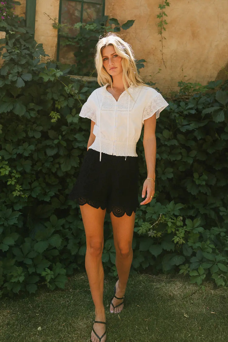 Elastic waist shorts in black 